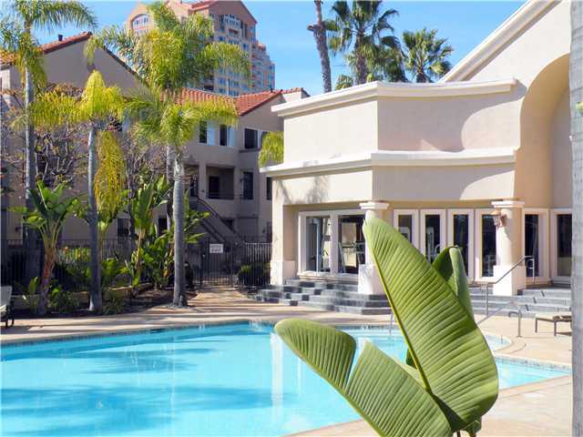 Building Photo - 3927 Nobel Dr