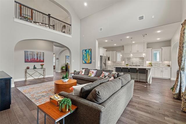 Primary Photo - 13683 Wayside Ln