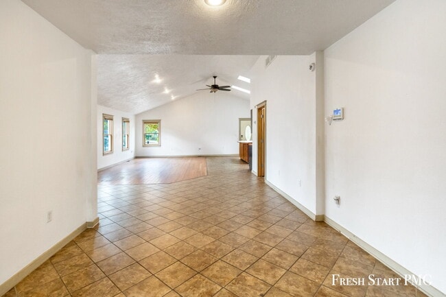 Building Photo - Spacious 4-Bedroom Home with Modern Style & Flexible Spaces