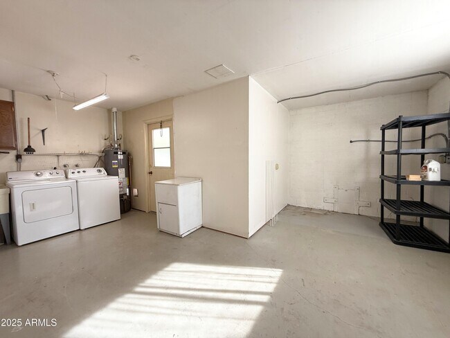 Building Photo - 10223 W Andover Ave
