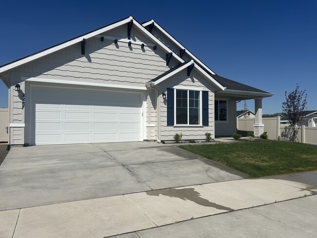 Primary Photo - 2287 N June Grass Ave