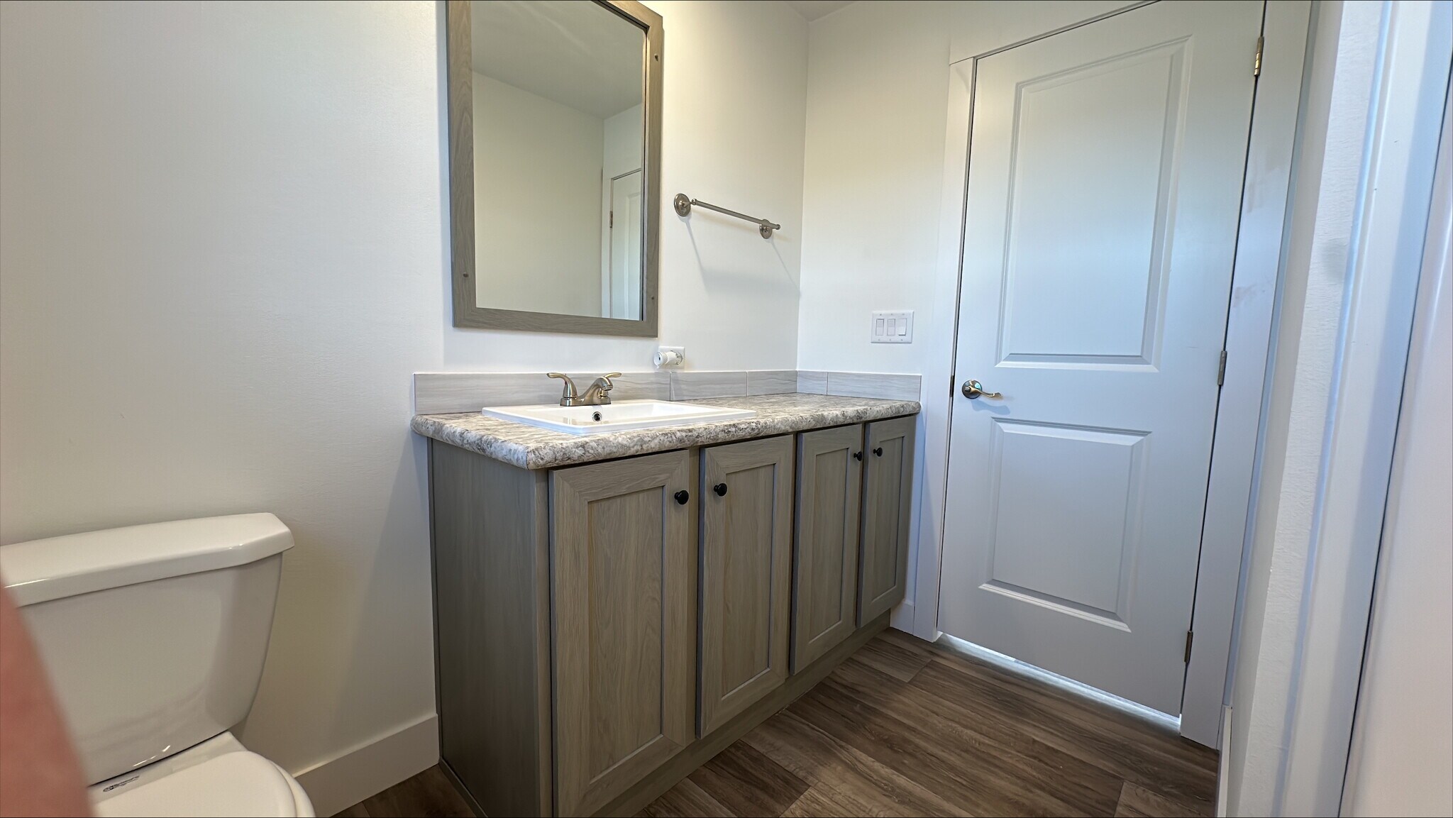 Building Photo - 6 Lapin St