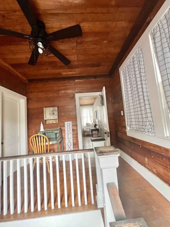 Building Photo - Charming 2 Bedroom 1 Bathroom Home for Rent