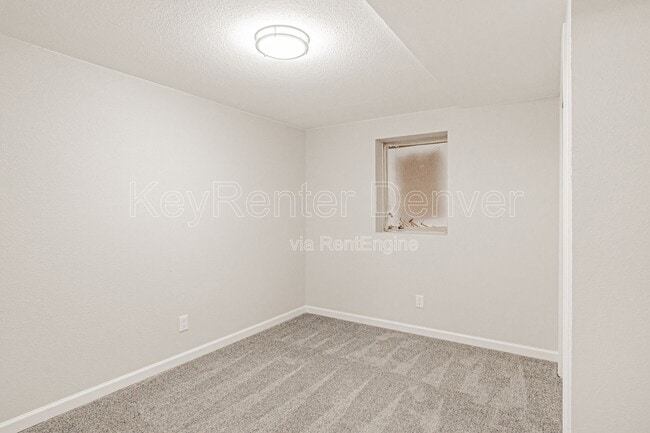 Building Photo - 4762 S Acoma St