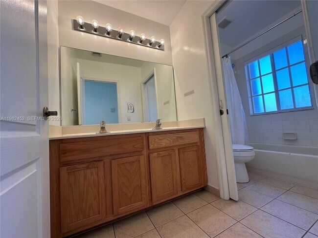 Building Photo - 27866 SW 142nd Ave