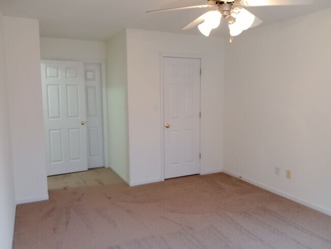 Building Photo - 3501-3503 La Mesa Dr.