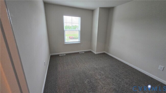 Building Photo - 6013 Banyan Ln