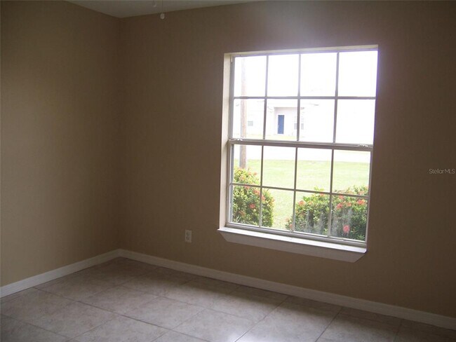 Building Photo - 2317 Nuremberg Blvd