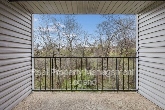 Building Photo - 2506 Wedglea Dr