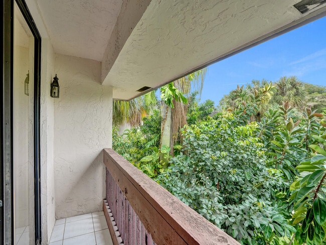Building Photo - 9280 Sable Ridge Cir