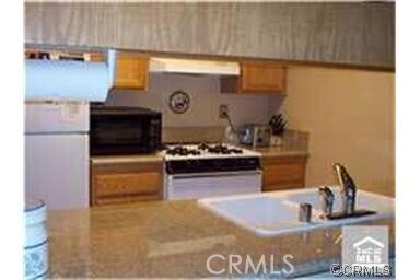 Building Photo - 1124 S Dover Cir