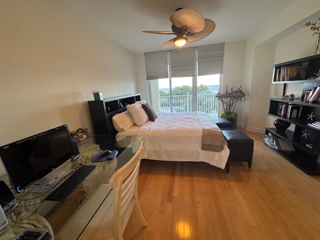 Building Photo - 221 Ocean Grande Blvd