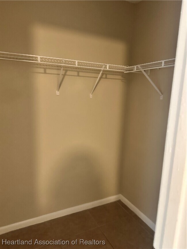 Building Photo - 3303 Astoria Ave