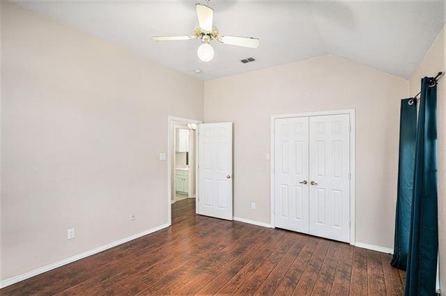 Building Photo - 1418 Holley Creek Ln