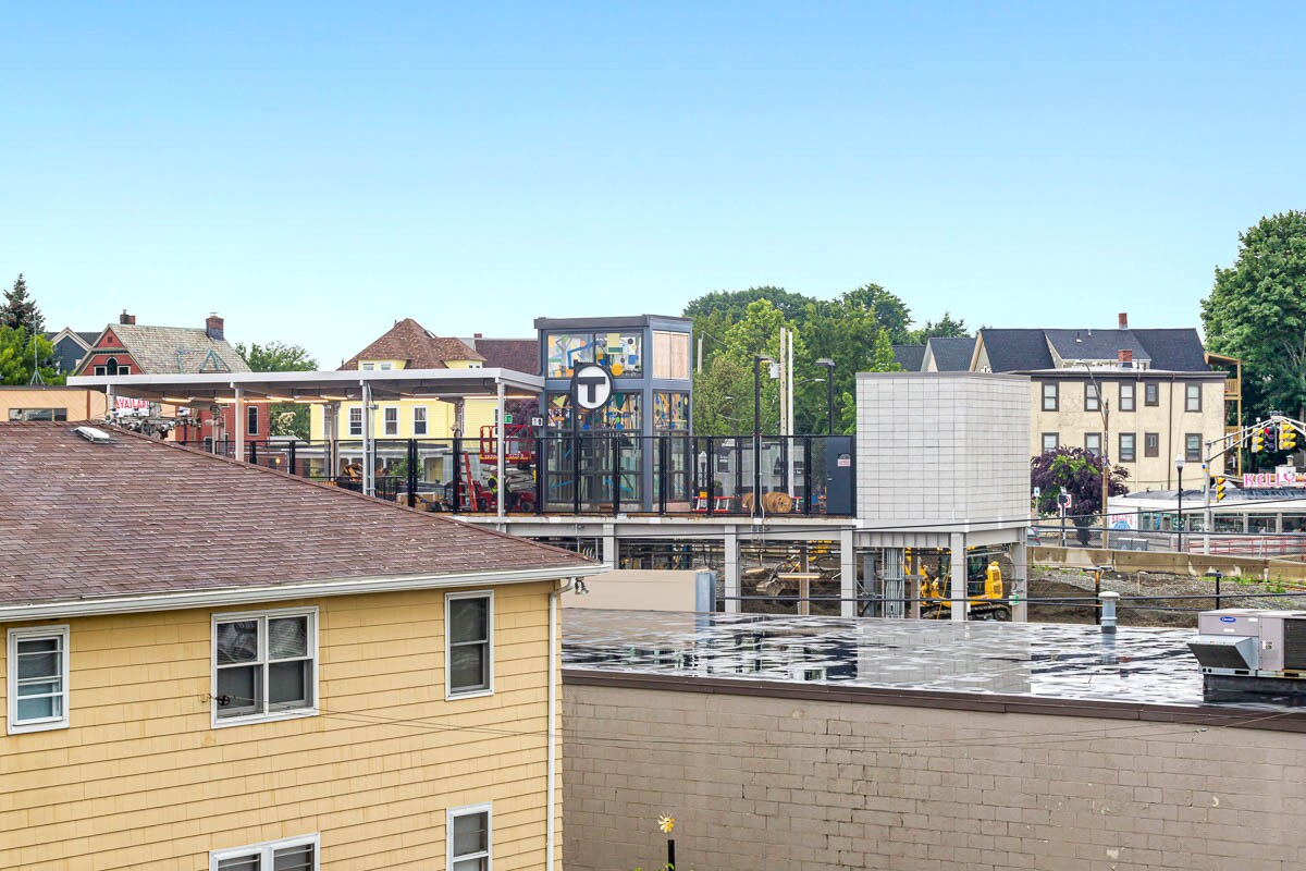 Building Photo - 77 Winchester St