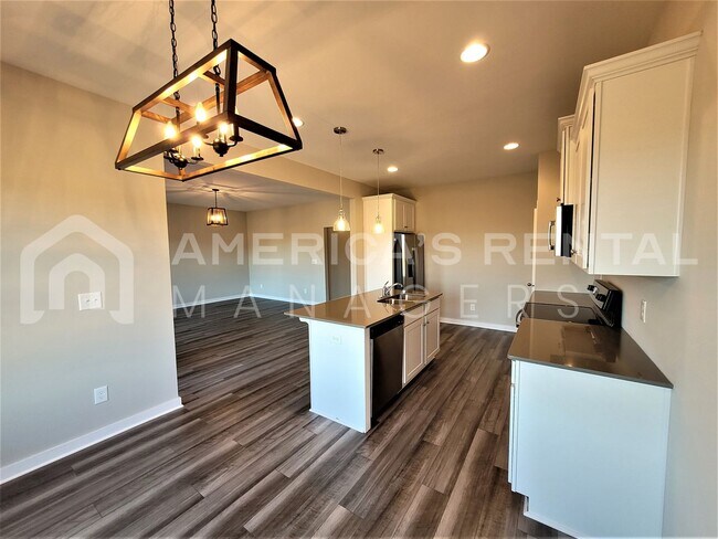 Building Photo - Home for Rent in Meridianville, AL!!! Avai...