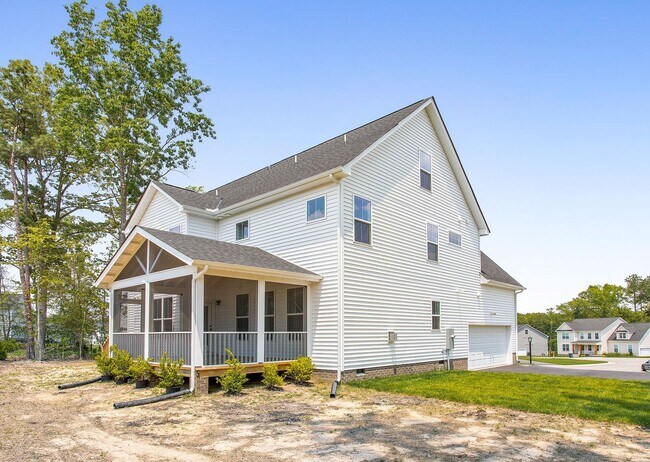 Building Photo - Brand New 4BR Luxury Home in Collington East