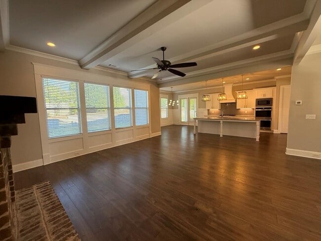 Building Photo - 535 Settles Brook Court