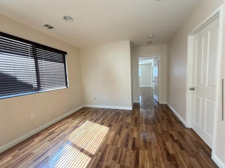 Building Photo - 433 Merced Ct