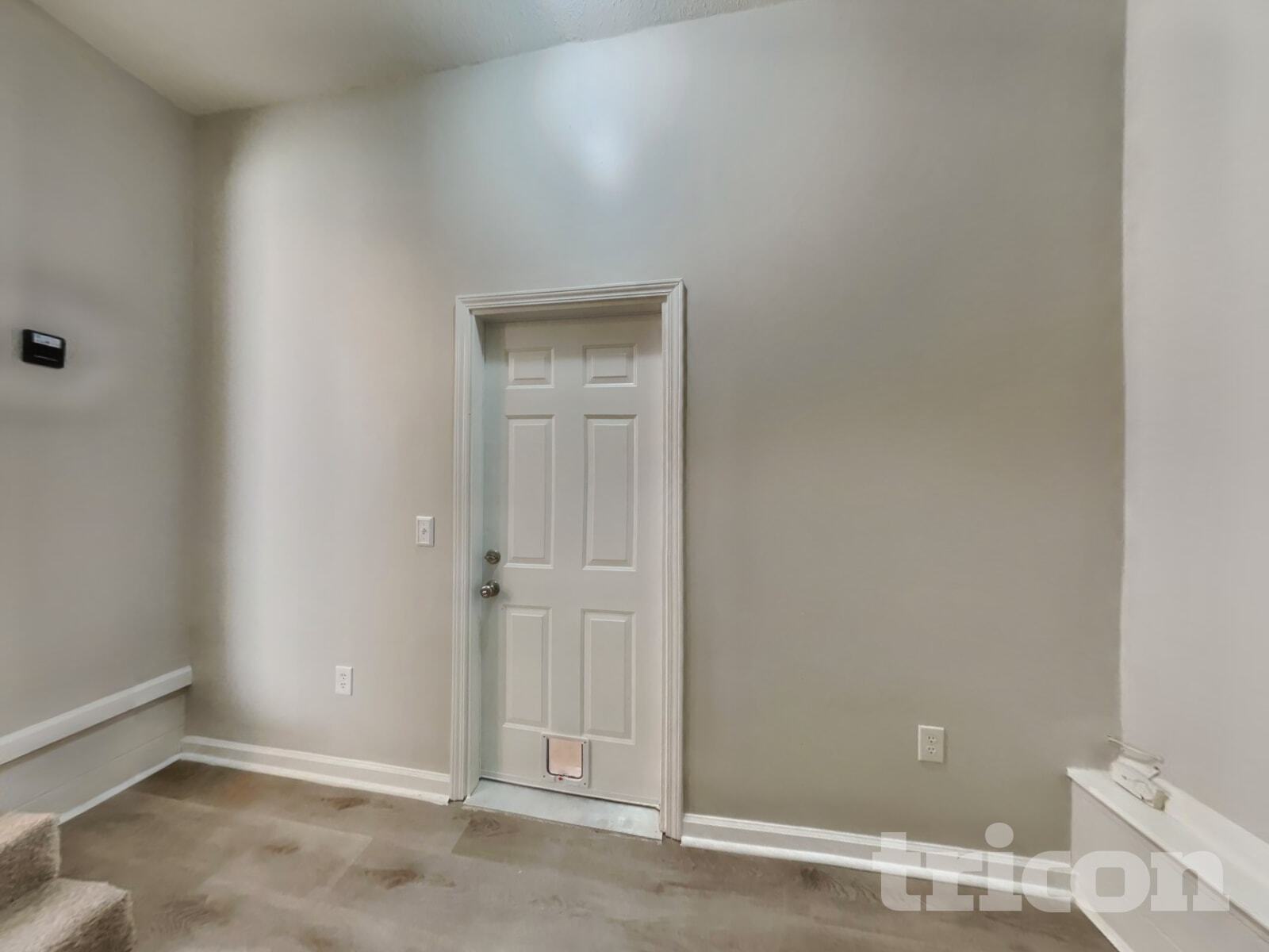 Building Photo - 1908 Sherman Court