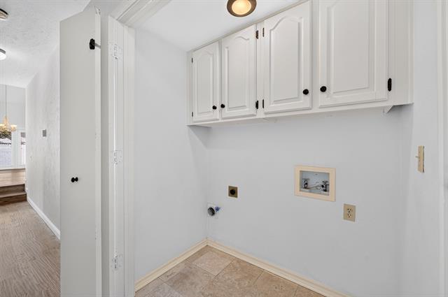 Building Photo - 5806 Smoke Glass Trail