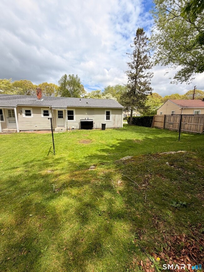Building Photo - 48 Ridgeview Cir