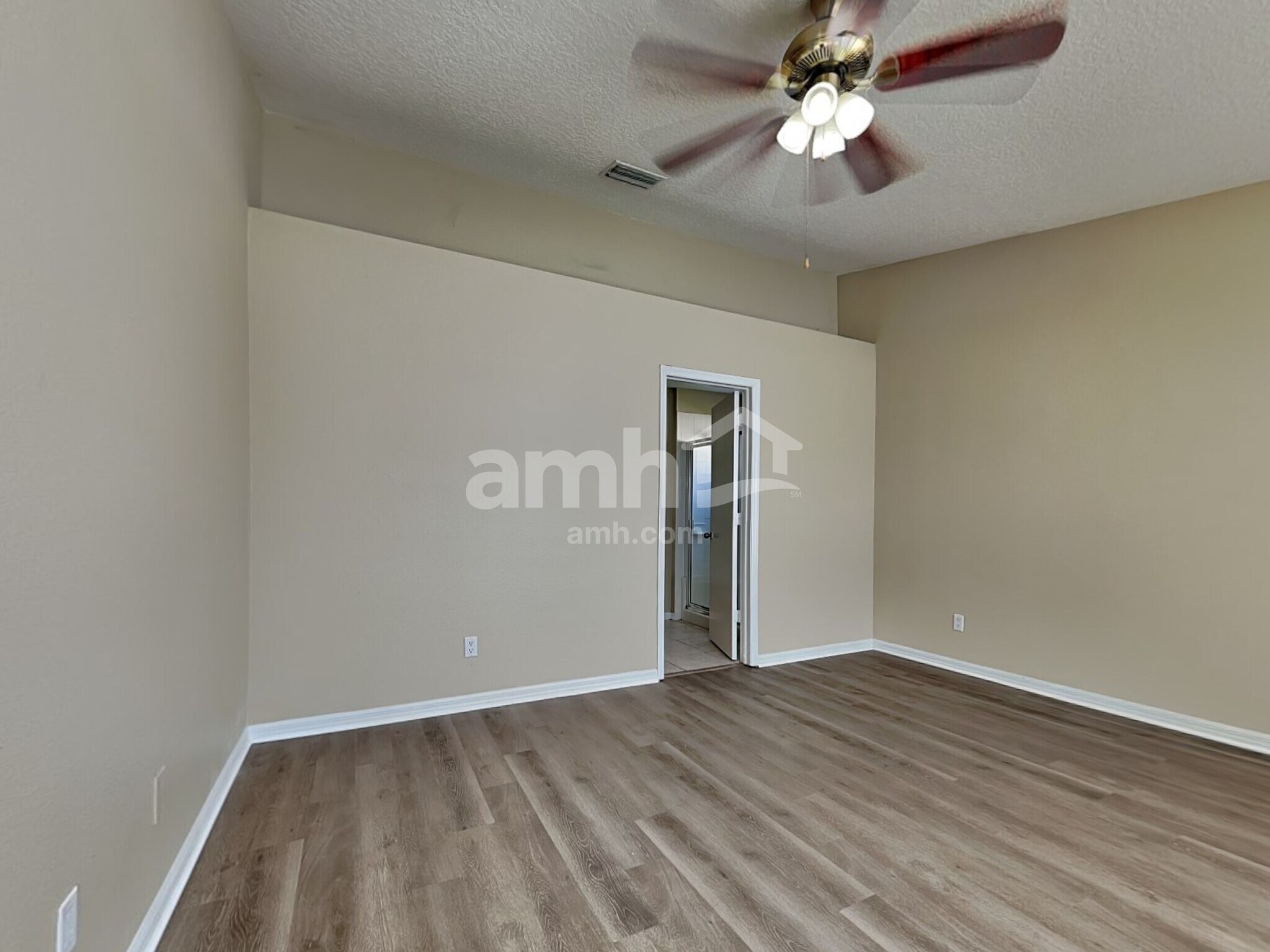 Building Photo - 29812 Morningmist Dr