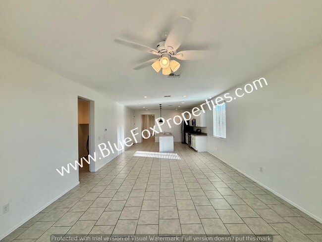 Building Photo - 21479 E Treasure Rd