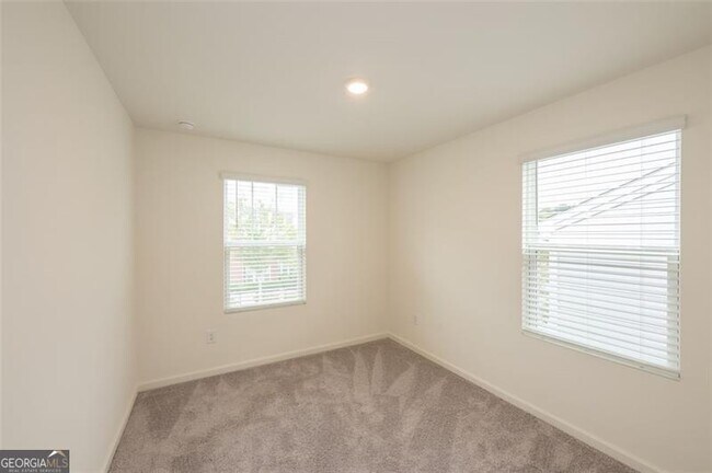 Building Photo - 2688 Toucan Wy