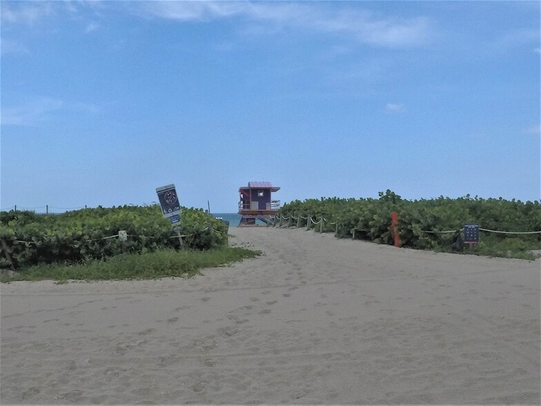 Building Photo - 744 85th St