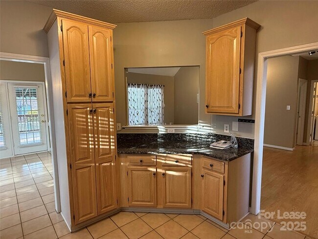 Building Photo - 17115 Grenache Ct