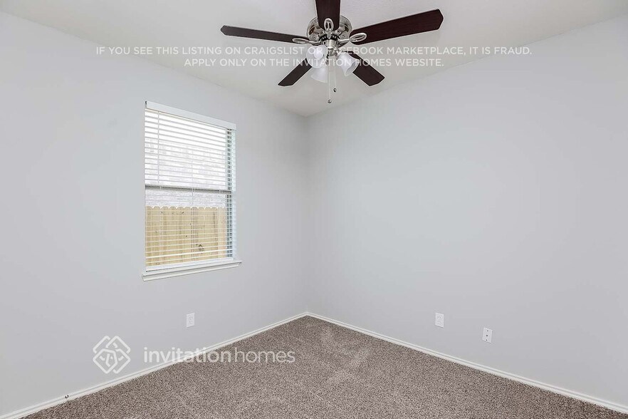 Building Photo - 8520 Muir Dr