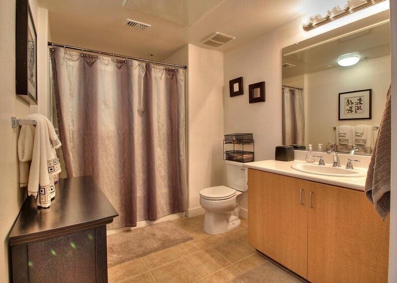 Building Photo - 5425 DeMarcus Blvd