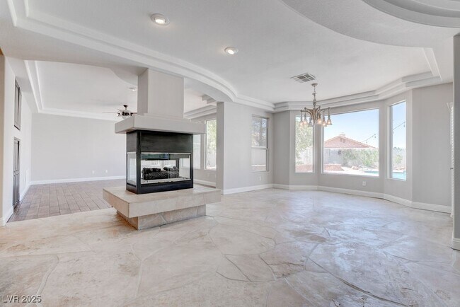 Building Photo - 8408 Bay Point Dr