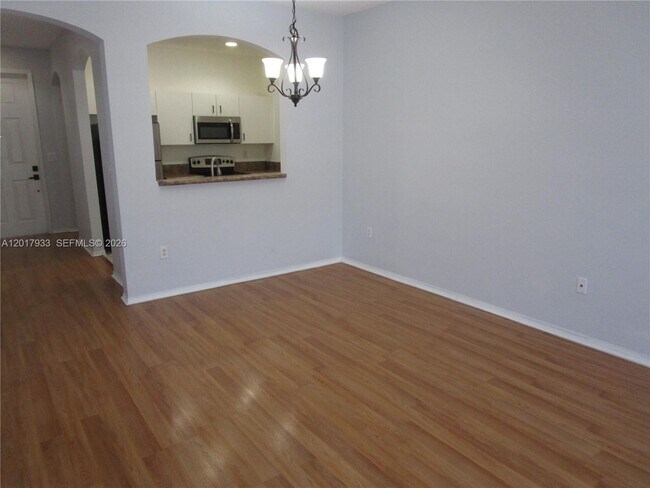 Building Photo - 2261 NE 42nd Cir