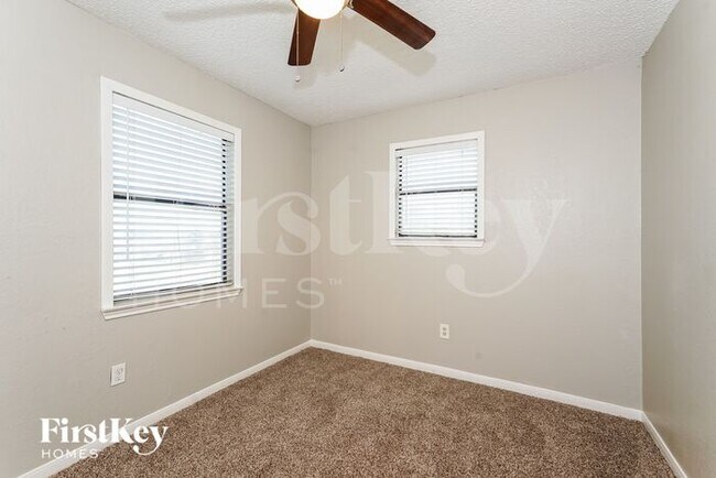 Building Photo - 5334 Riverport Dr