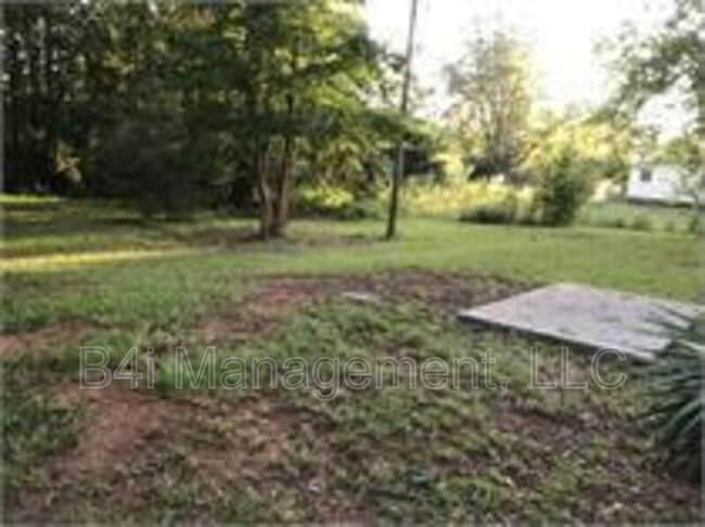 Building Photo - 1007 E Mcintosh Rd