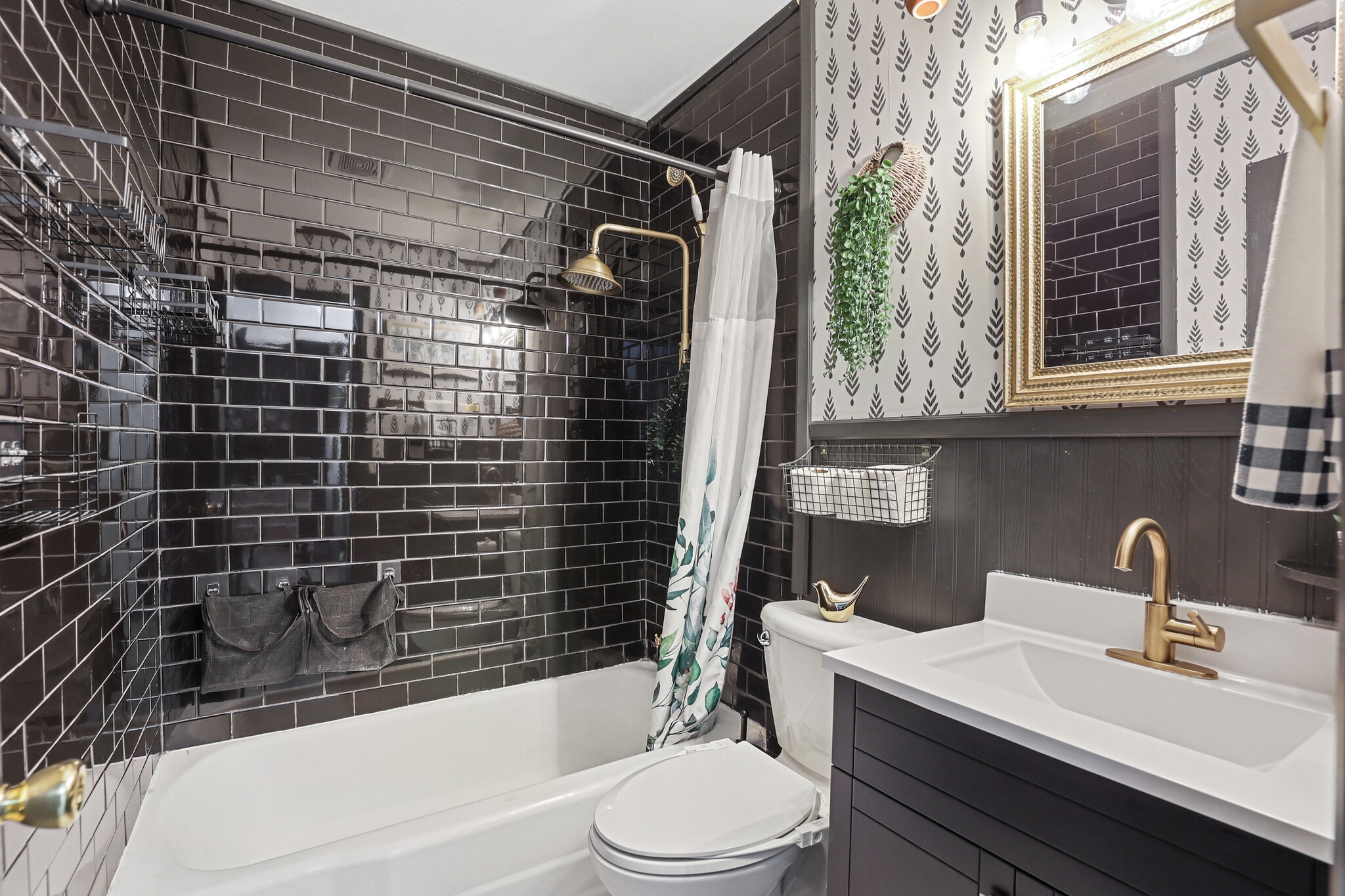 Building Photo - 2120 Rena Pl