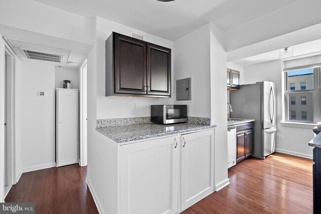 Building Photo - 3902 14th St NW