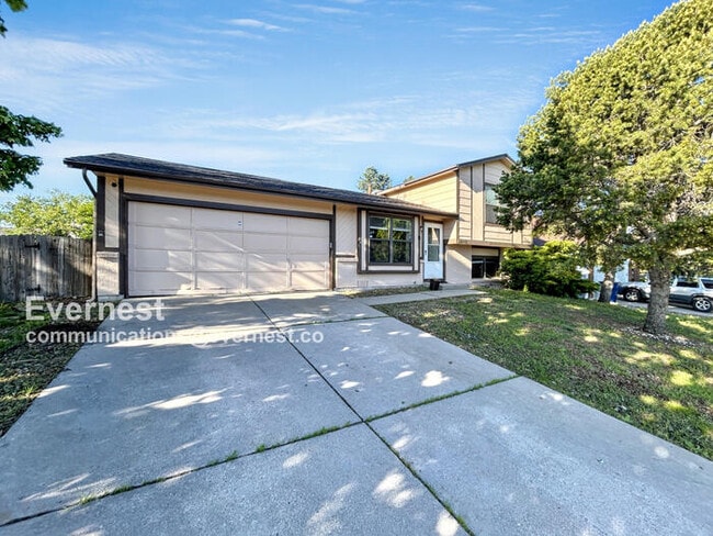 Primary Photo - 3645 Queensland Pl