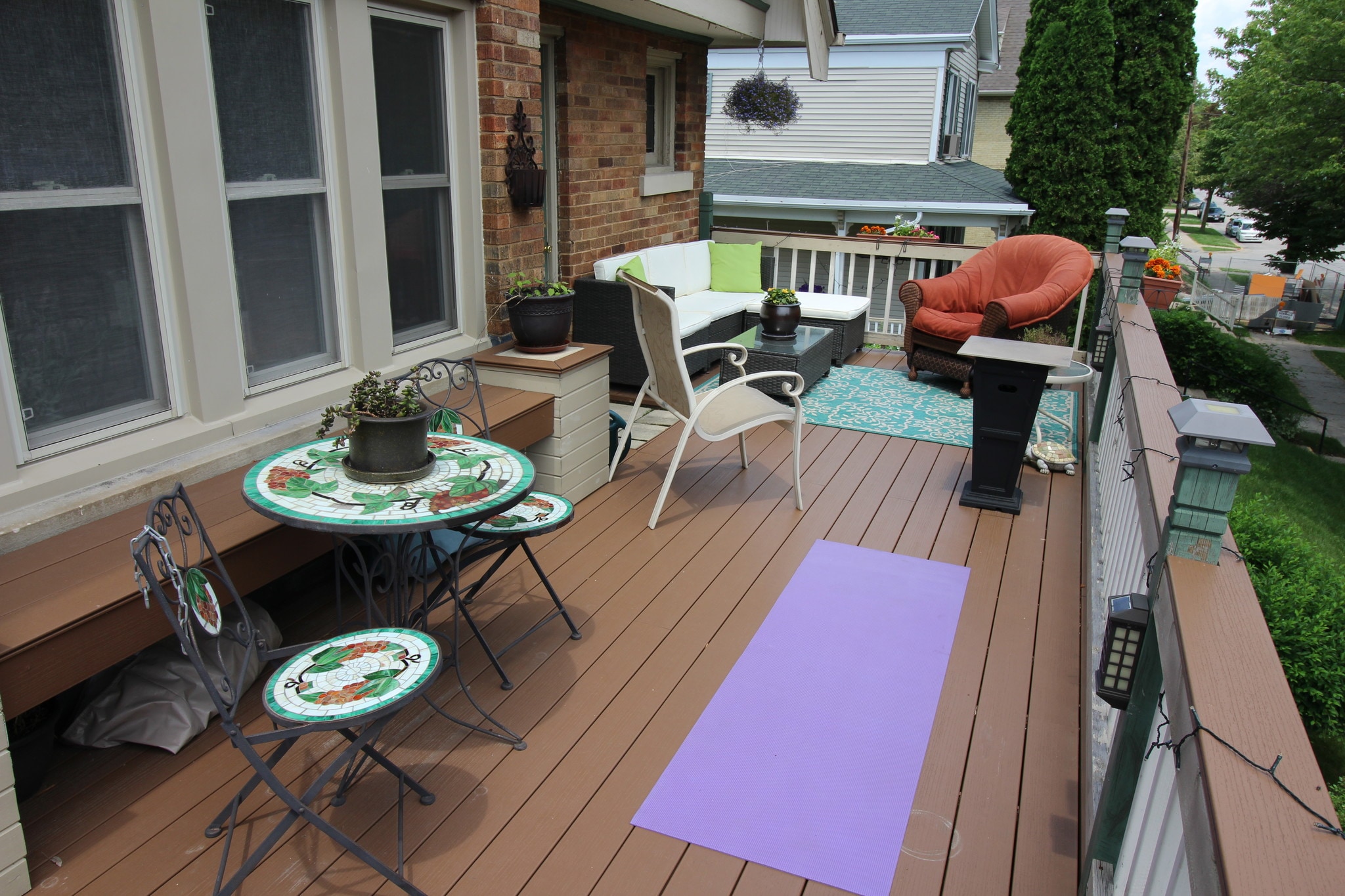 Front Deck - 1623 N Astor St