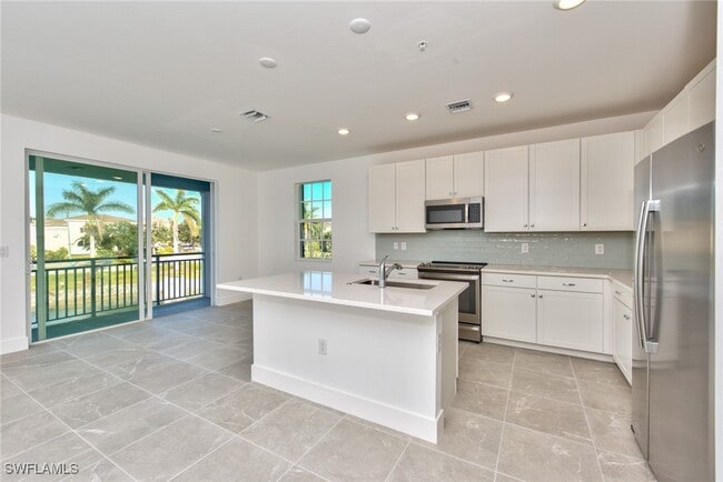 Building Photo - 26300 Coco Cay Cir