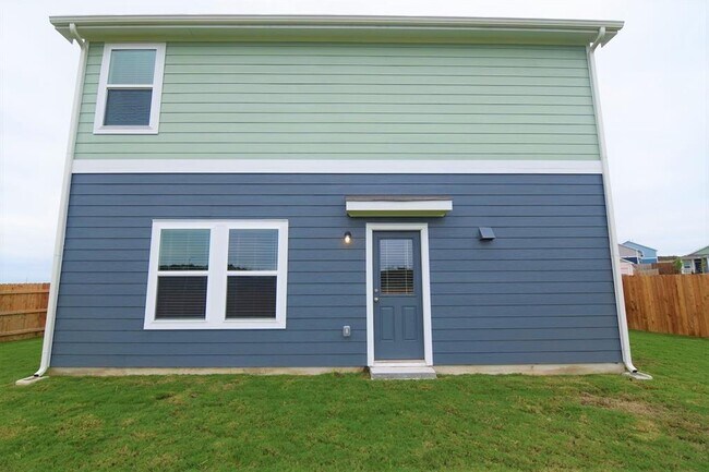 Building Photo - 15401 Solstice Cv