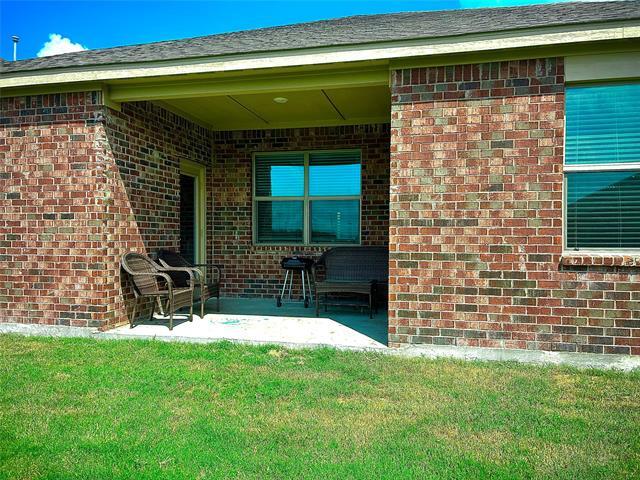 Building Photo - 421 Harbor Oaks Dr