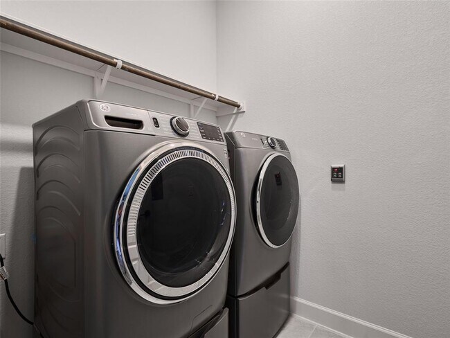 Building Photo - 4707 Sea Salt Dr