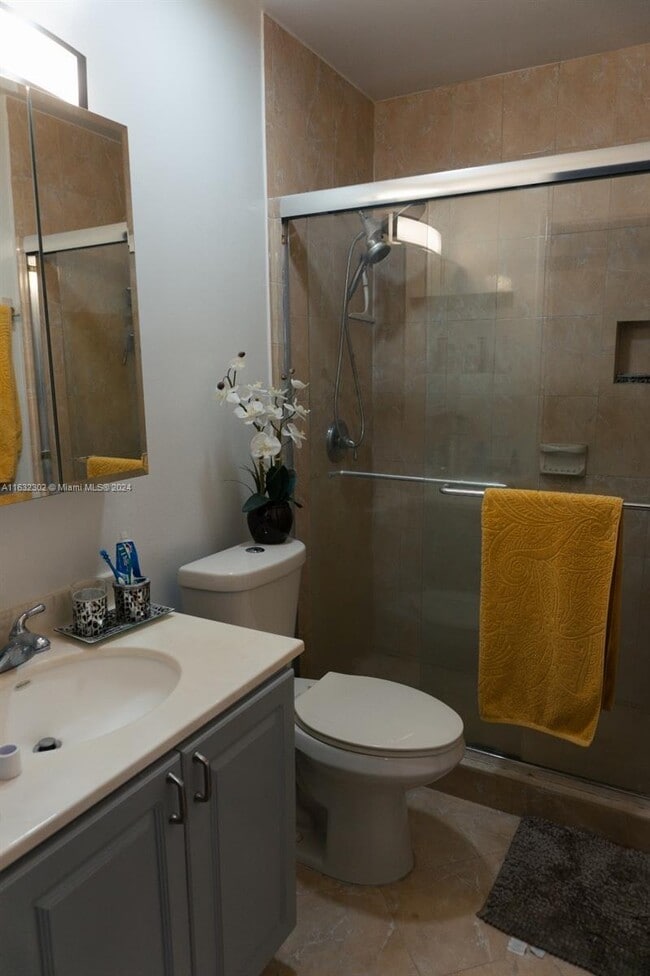 Building Photo - 2884 W 75th St