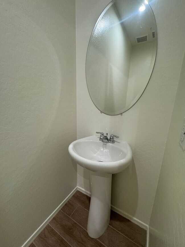 Building Photo - BRAND NEW HOME IN VISTANCIA