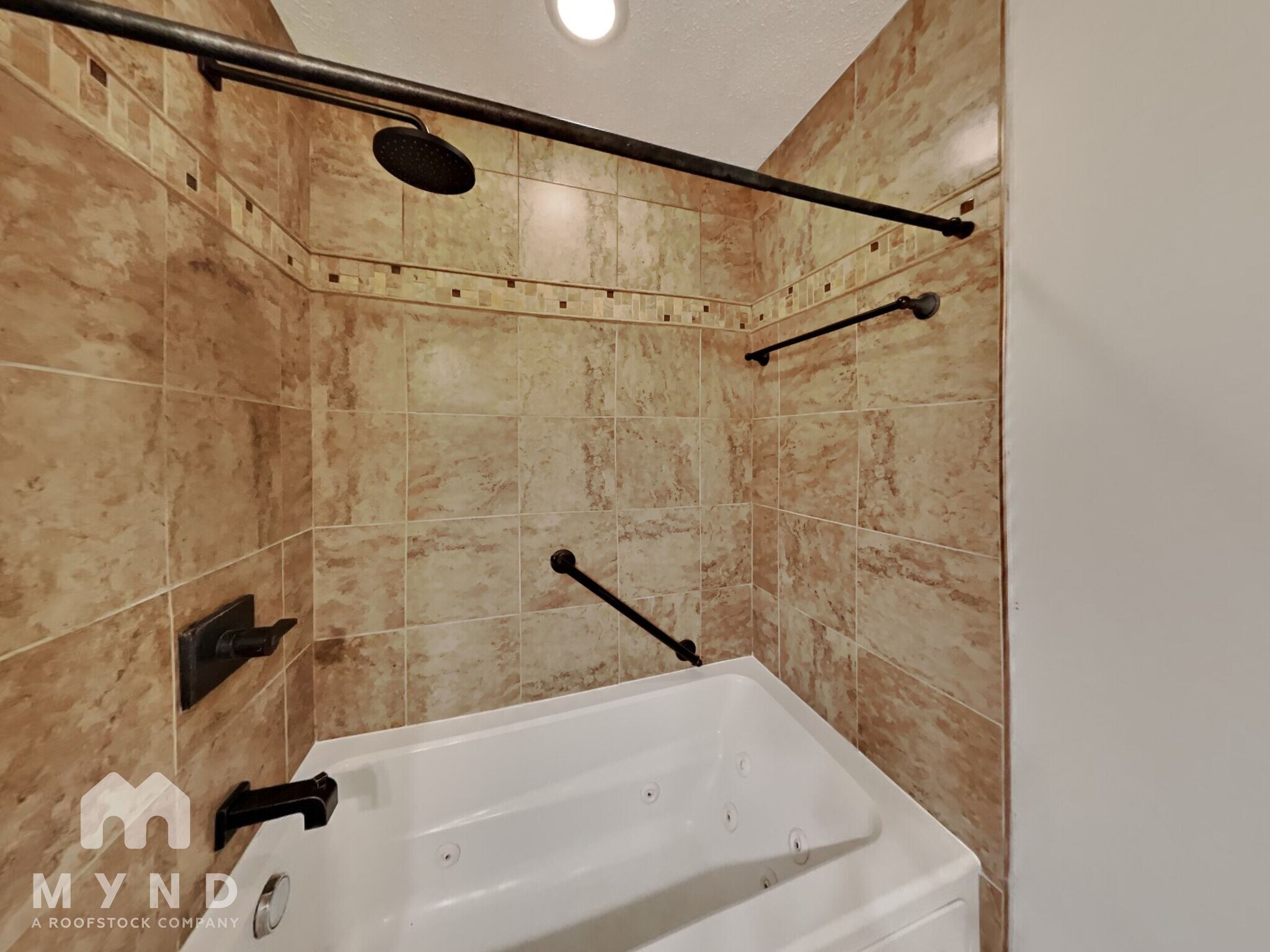 Building Photo - 532 Windy Ln