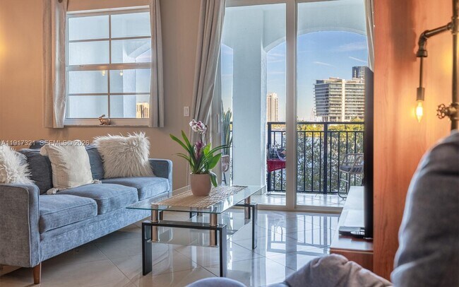 Building Photo - 3255 NE 184th St