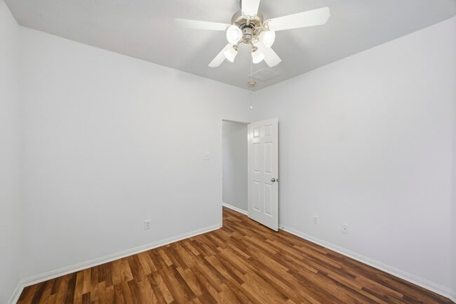 Building Photo - 17126 Sheffield Knoll Ln